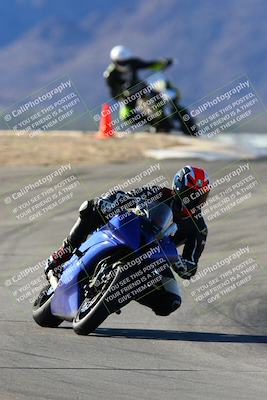 media/Jan-09-2022-SoCal Trackdays (Sun) [[2b1fec8404]]/Turns 9 and 8 (920am)/